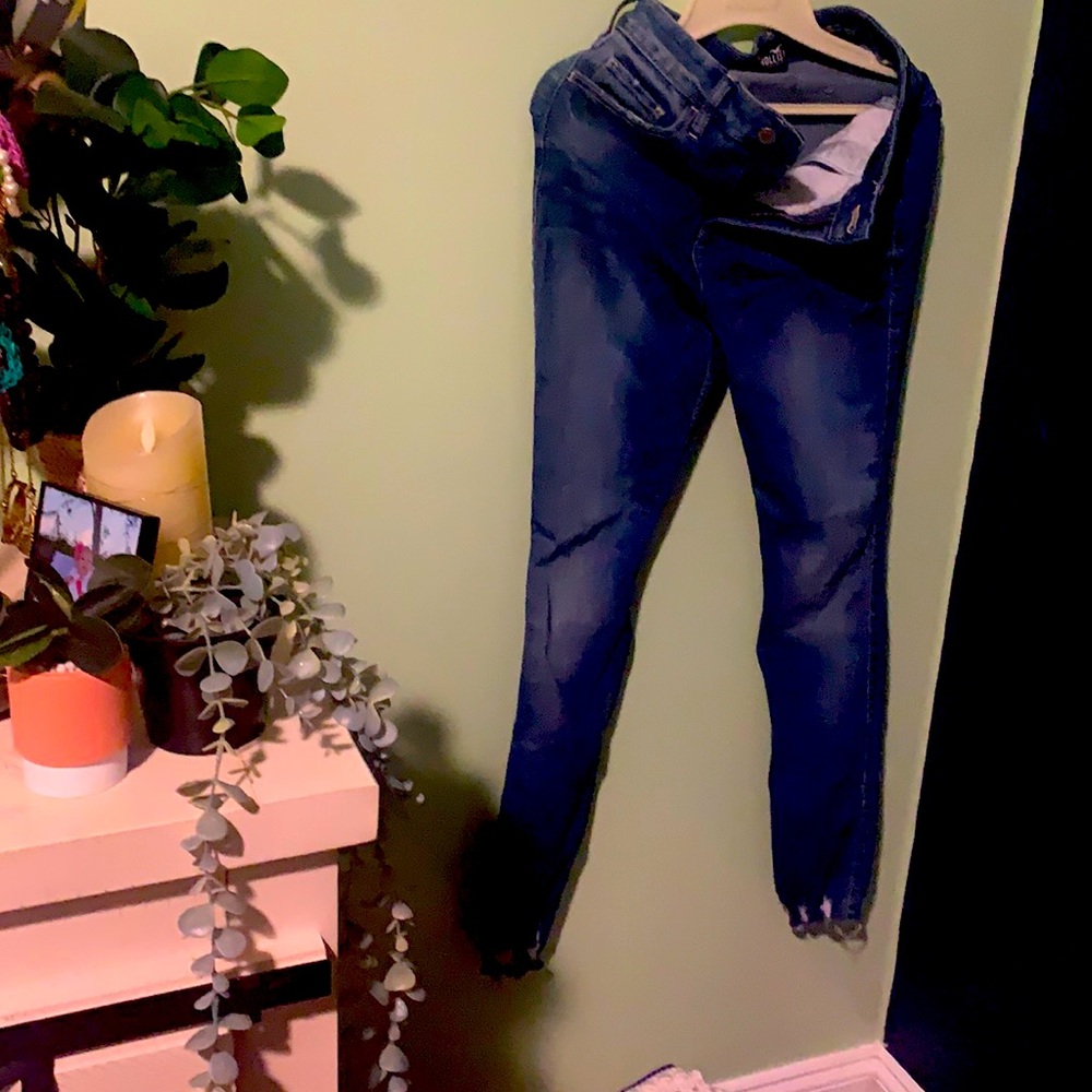 Hollister skinny jeans!!!